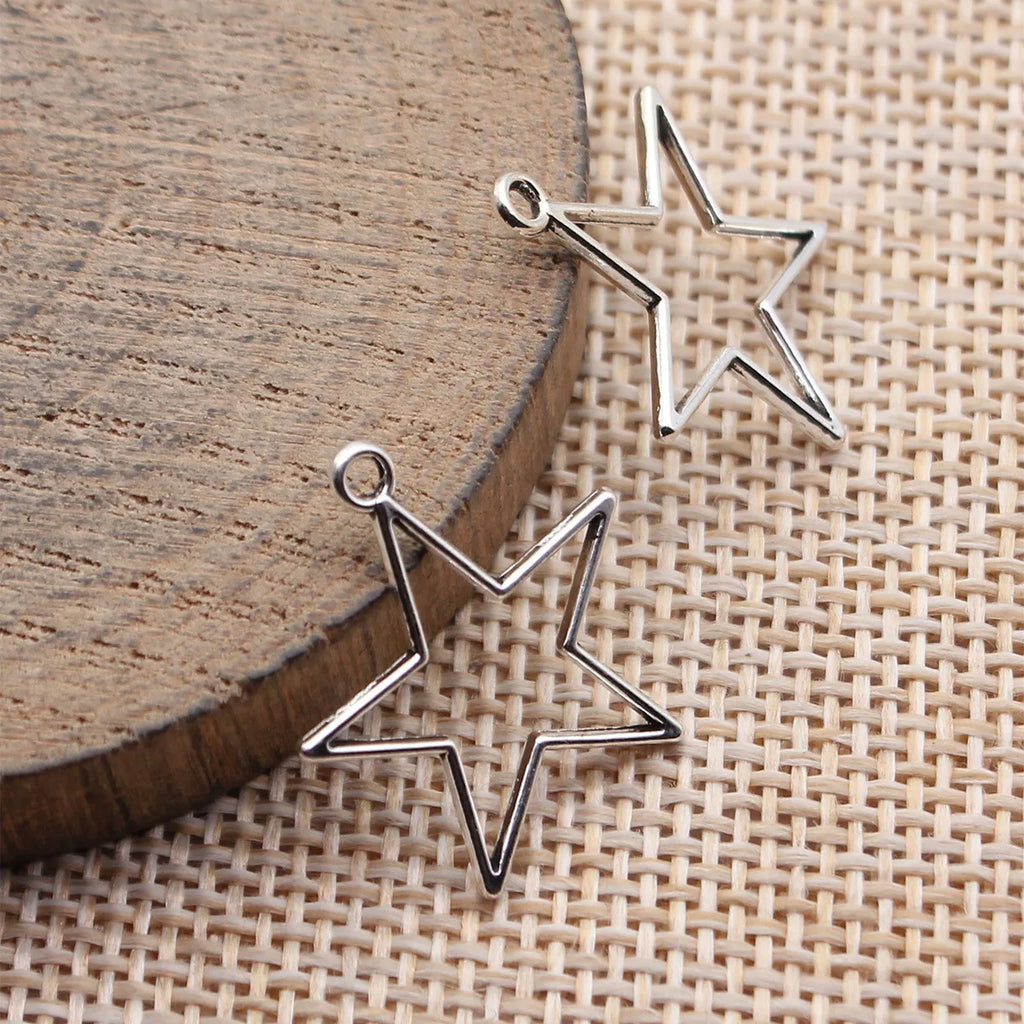 21x19mm 0.48g Antique Silver Zinc Alloy Hollow Five Point Star Charm Pendant for Bracelet Making