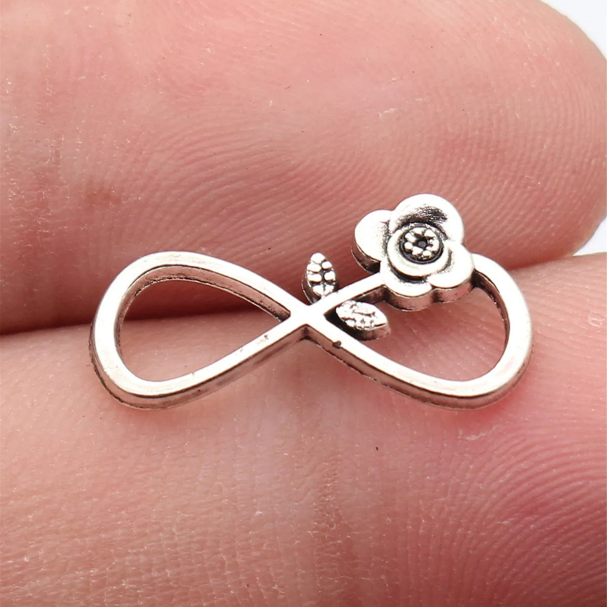 20x10mm 0.66g Antique Silver Zinc Alloy Flower Infinity Symbol Connector Charm for DIY Bracelet Making