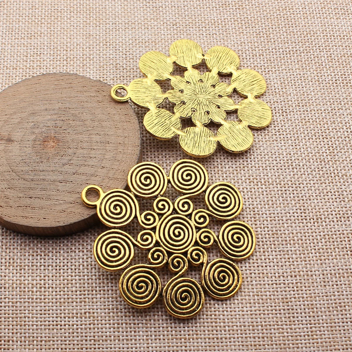 61x56mm 17.3g Multicolor Zinc Alloy Swirl Large Charm Pendant for DIY Statement Jewelry Making